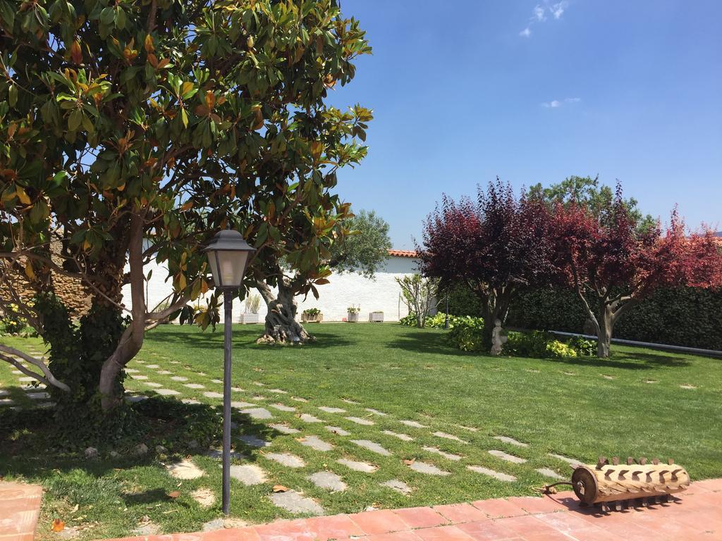 Masia Can Canyes & Spa San Lorenzo de Hortóns Dış mekan fotoğraf